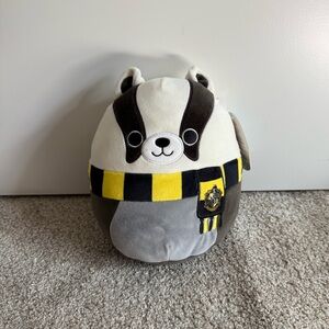 NWT Squishmallows 8” Harry Potter Hufflepuff Badger